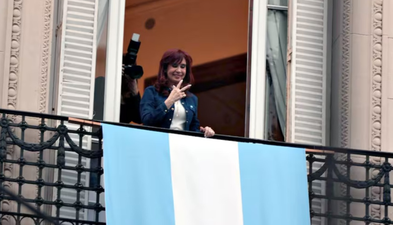 La compañera Cristina llamó a poner “el freno” a Milei este domingo y pidió votar a Fuerza Patria