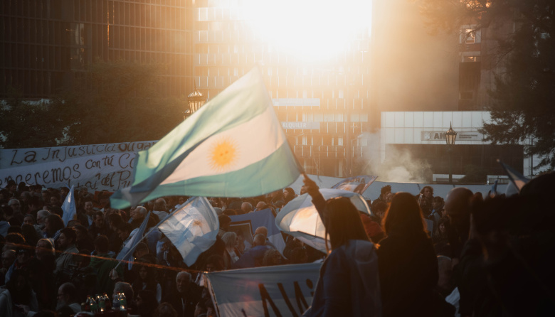 "A Cristina la quiere el pueblo": recibió más de 700 mails para visitarla mientras la Casta Judicial define el régimen