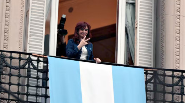 La compañera Cristina llamó a poner “el freno” a Milei este domingo y pidió votar a Fuerza Patria